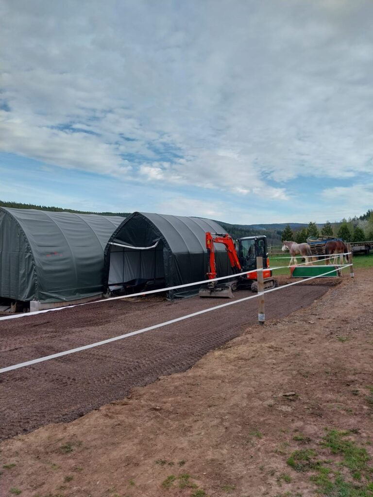 Pokládka dlažby a zámkové dlažby