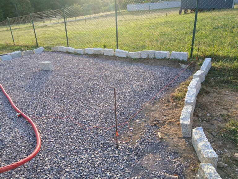 Žulová dlažba / kostky  – příprava terénu, pokládka