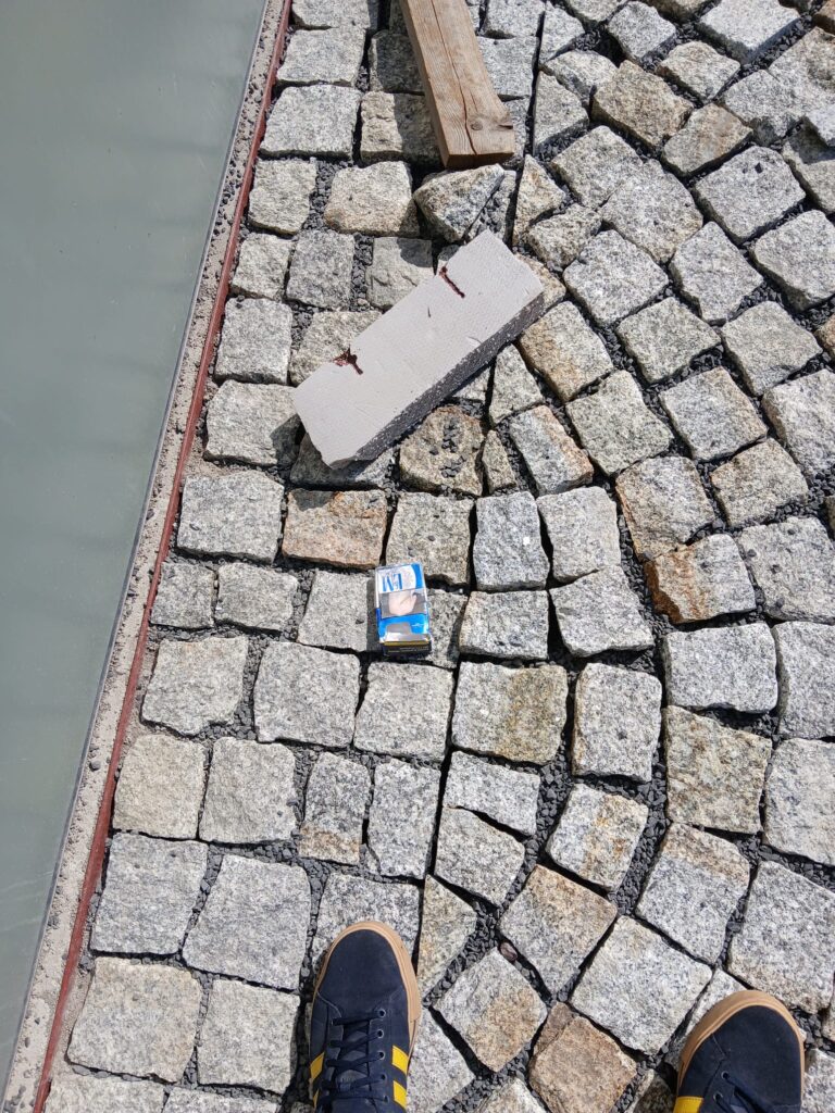 Žulová dlažba / kostky  – příprava terénu, pokládka