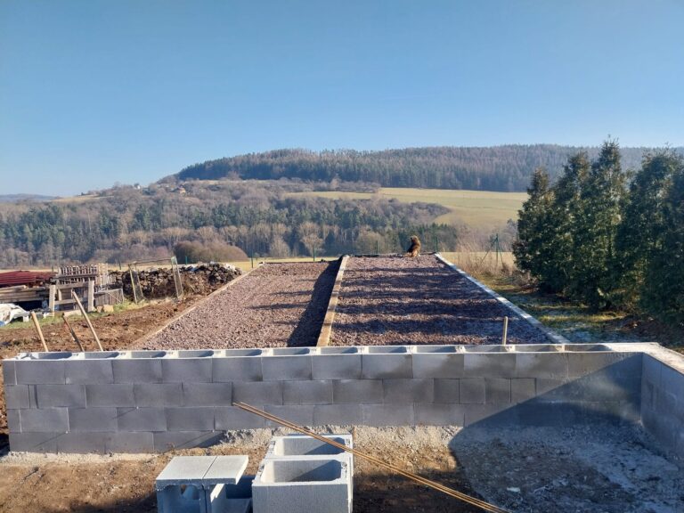 Základová deska na klíč, základy